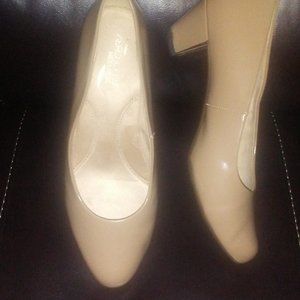 Aerosoles Pumps